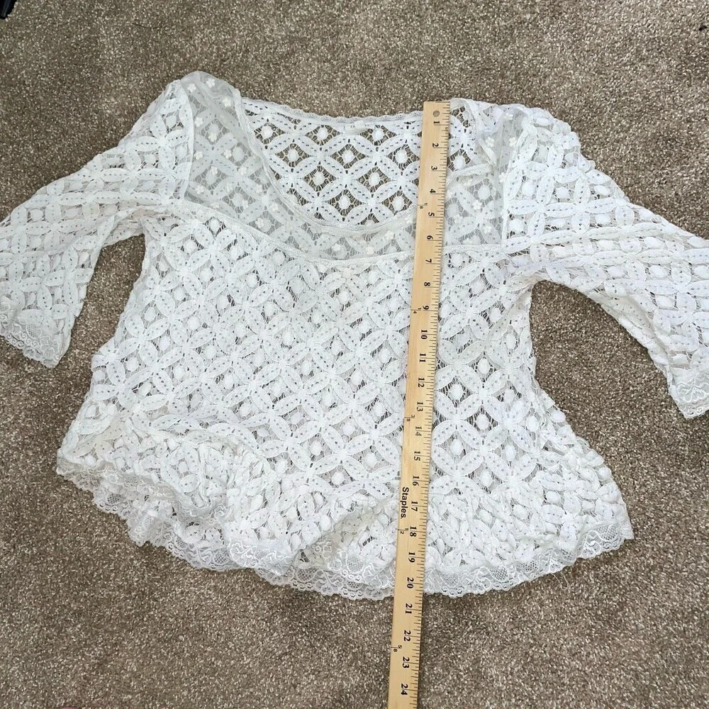En Creme brand lace blouse top SZ L Peplum semi shear 3/4 sleeve white Boho